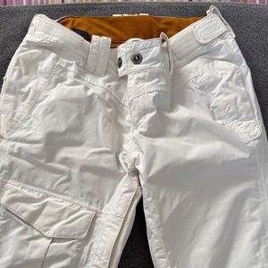 The North Face Women's white lined ski Pants